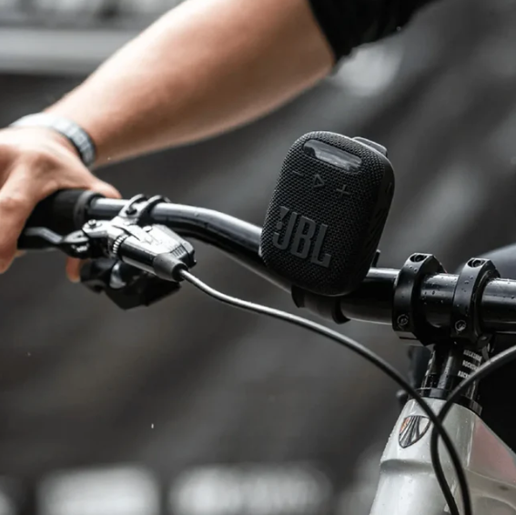 Parlante Portátil JBL Wind 3 con Bluetooth
