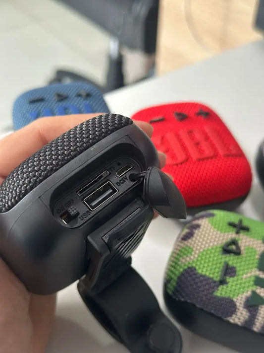 Parlante Portátil JBL Wind 3 con Bluetooth